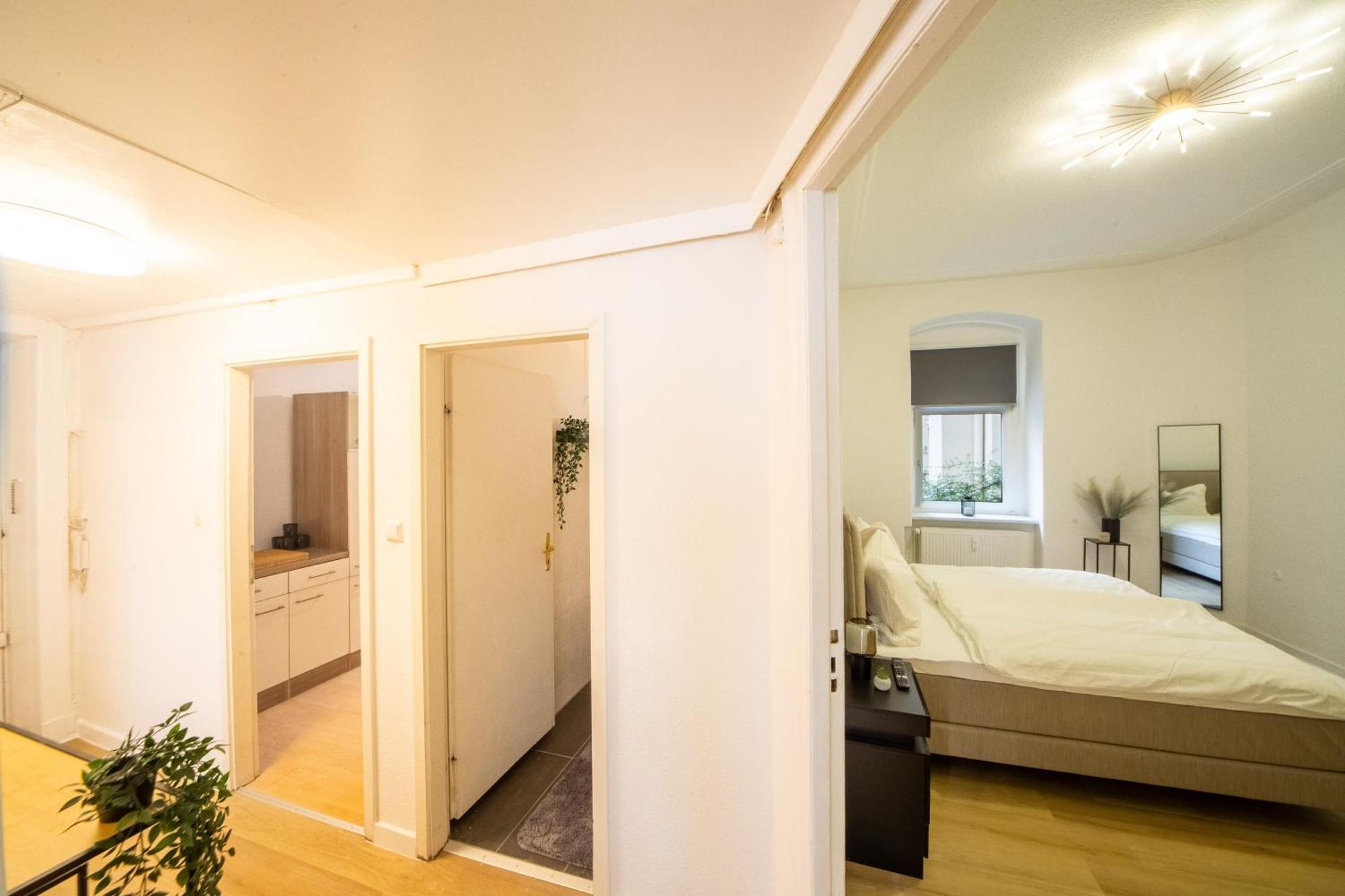 Massagesessel, King-Sized Bed, Billardtisch, 2 Couches Apartman Berlin Kültér fotó