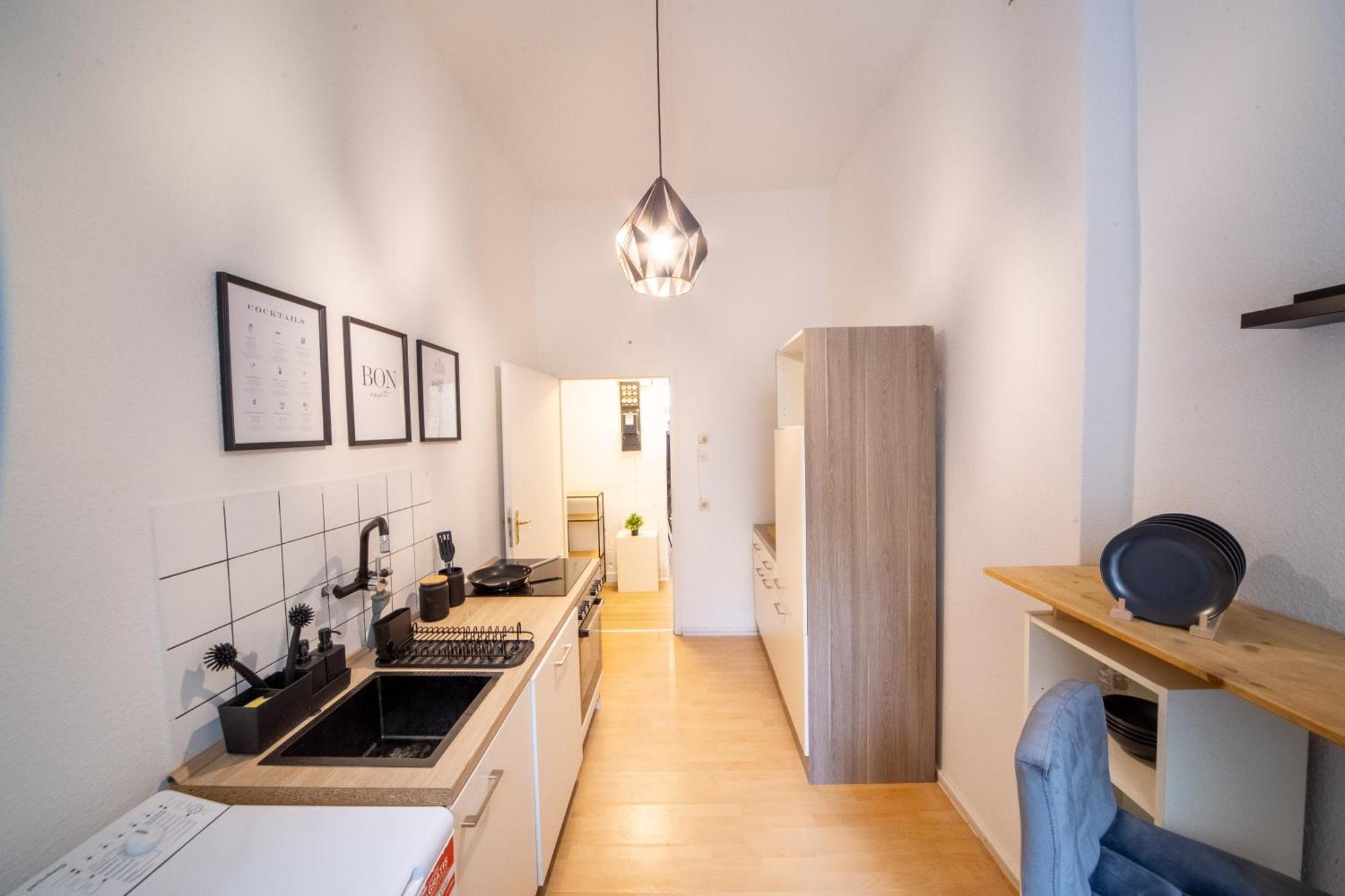 Massagesessel, King-Sized Bed, Billardtisch, 2 Couches Apartman Berlin Kültér fotó